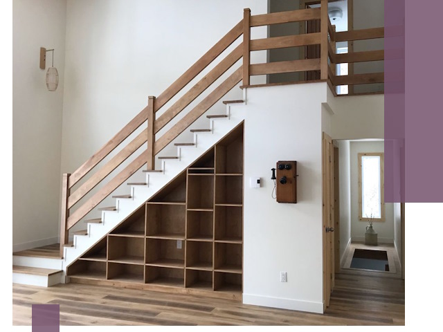 Монтаж деревянных лестниц под ключ в Хабаровске, качественно и быстро