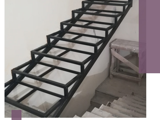 Демонтаж лестниц на металлокаркасе в Хабаровске: быстрый вывоз и разбор