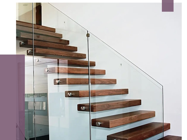 Стеклянные перила для лестницы в Хабаровске от 14918 руб.