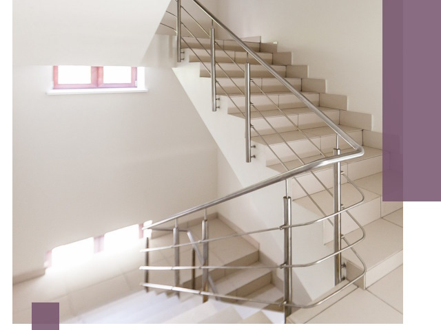 Установка и замена перил в подъезде в Хабаровске