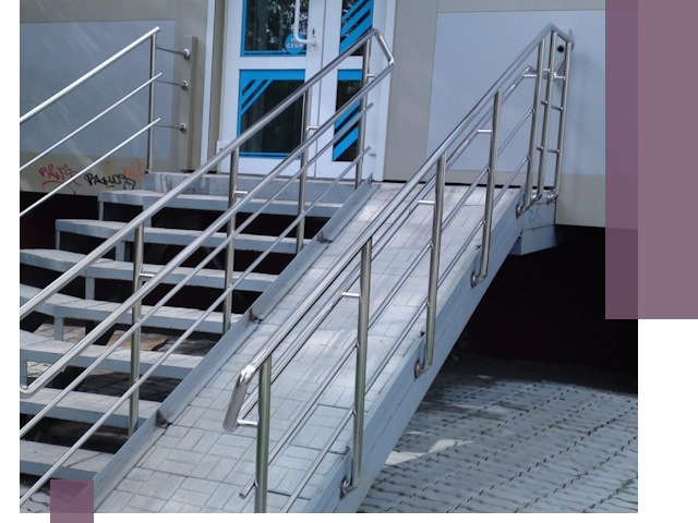 Пандус на крыльцо под ключ в Хабаровске: монтаж и изготовление