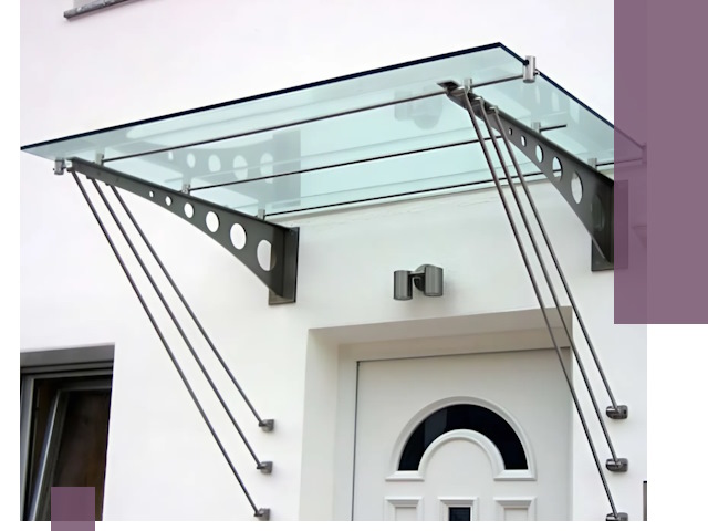 Козырьки над входом под ключ в Хабаровске — изготовление и монтаж