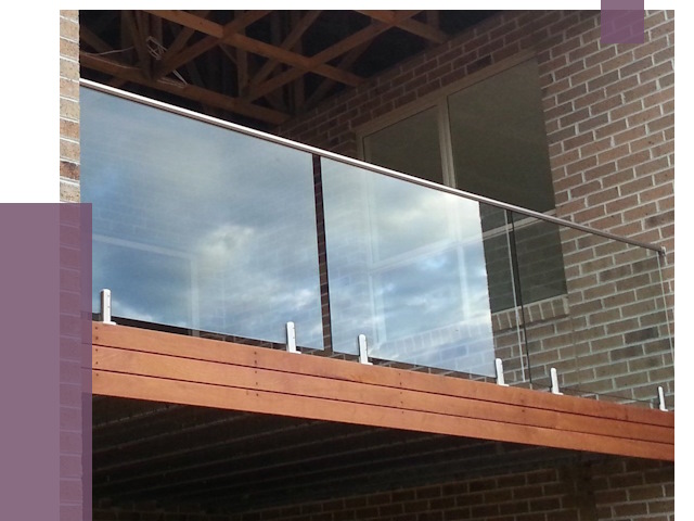 Стеклянные парапеты на крыше и террасе в Хабаровске от 11574 руб. | ПРОЛЁТ-Хбр